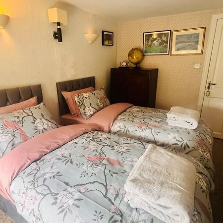 Kingfisher Lodge & Pub Castleconnell Zimmer foto